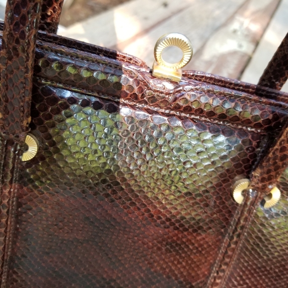 Snakeskin Purse & Coinbag Judith Leiber Coach Clasp Handles Brown Gold Leather - Picture 6 of 9